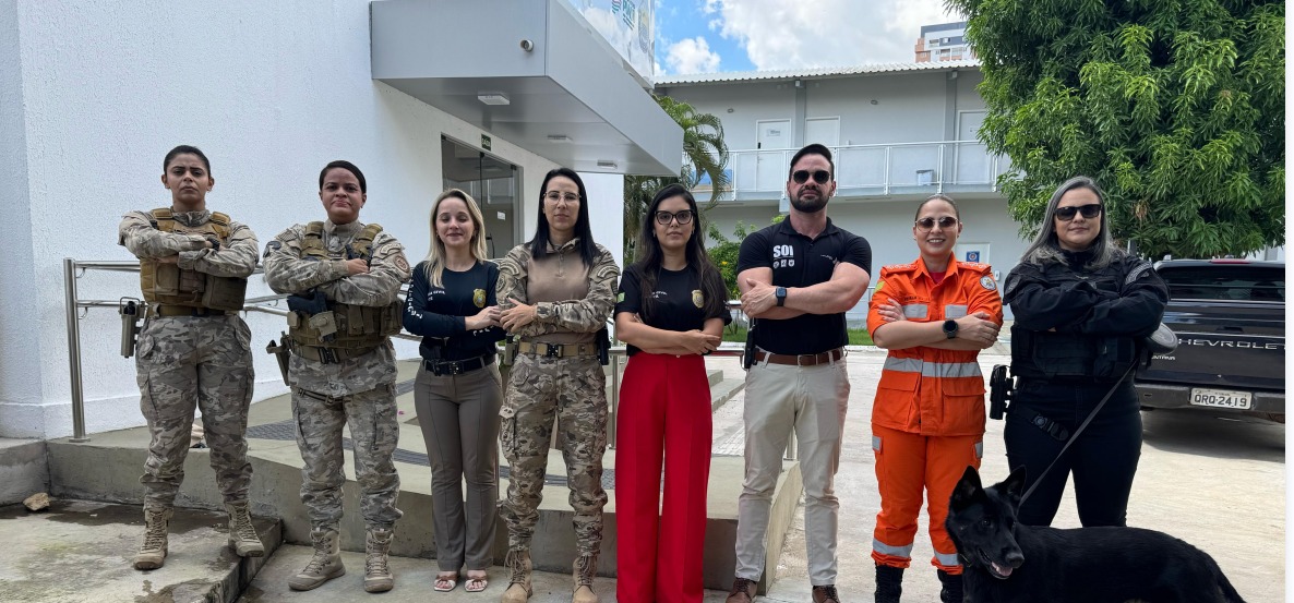SSP realiza palestra sobre o papel da mulher na polícia para estudantes do CETI Portal da Esperança
