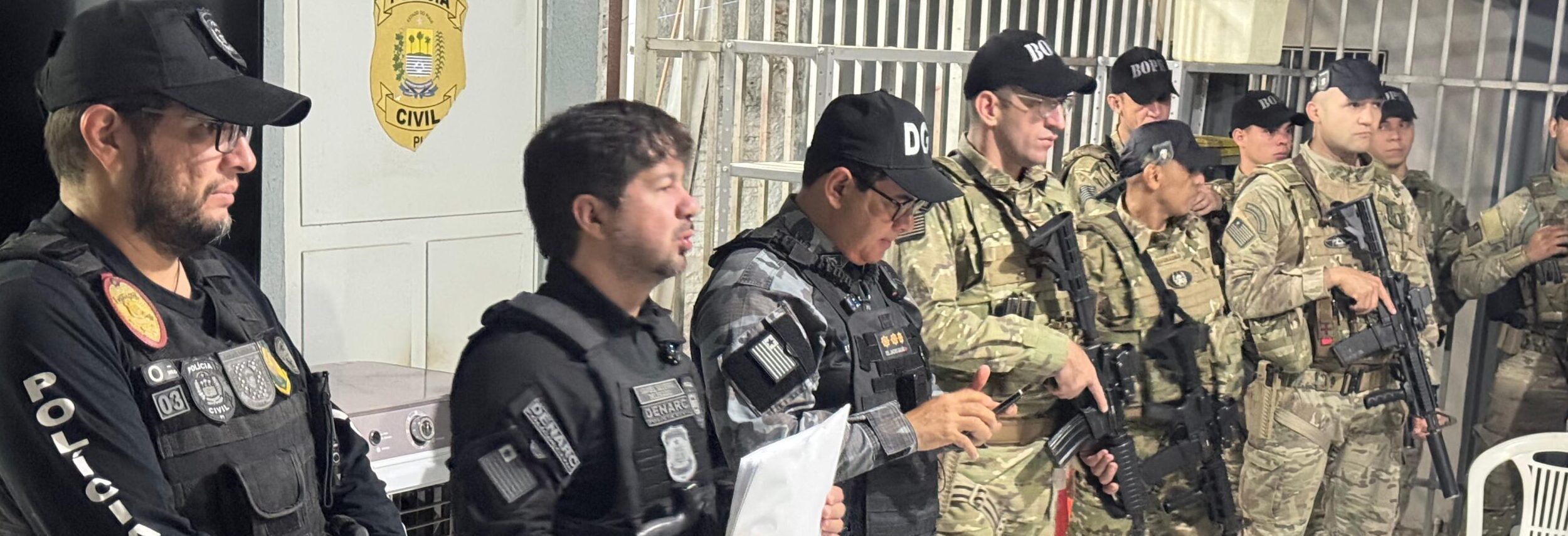 Polícia cumpre 13 mandados em ação integrada no interior do Piauí; cinco são presos e drogas apreendidas