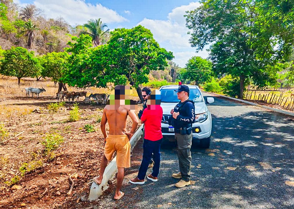 Criadores de animais são conduzidos durante Operação Porteira Fechada em Nazária