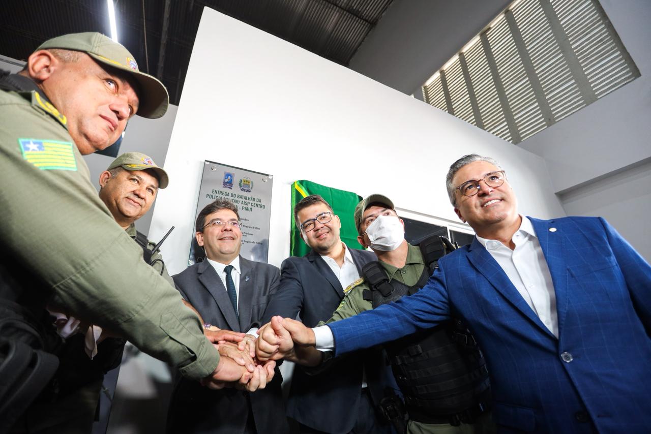 Rafael Fonteles entrega novo Batalhão da Polícia Militar e reforça segurança no Centro de Teresina