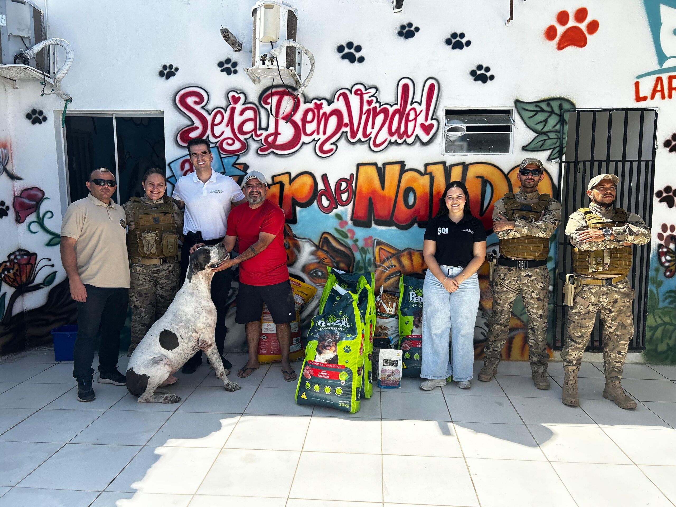 Instituições de proteção animal recebem mais de meia tonelada de ração em ação da SSP-PI