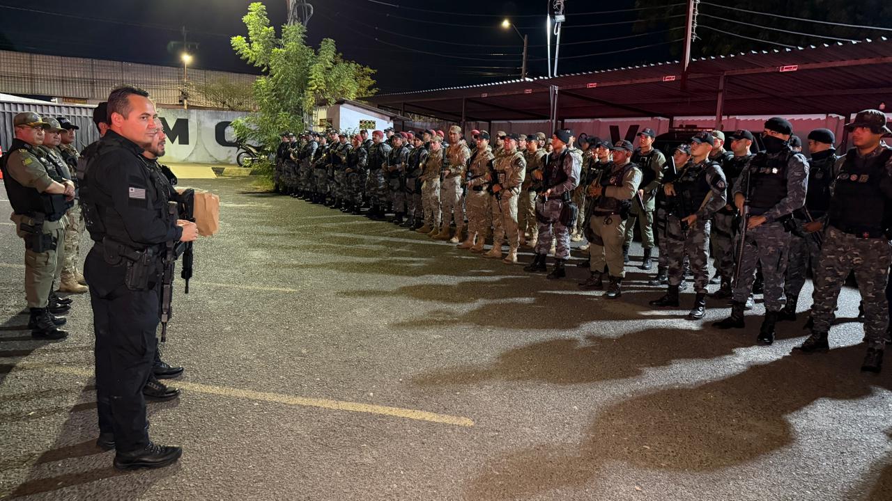 Operação resulta na prisão de 10 pessoas e apreensão de drogas e armas em Teresina