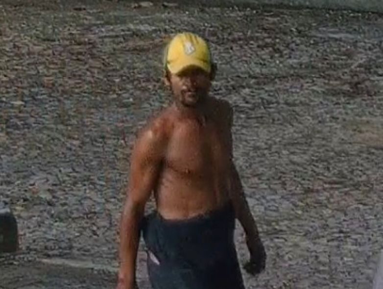 SSP-PI divulga imagem de suspeito de vandalizar estátua de Iemanjá em Teresina