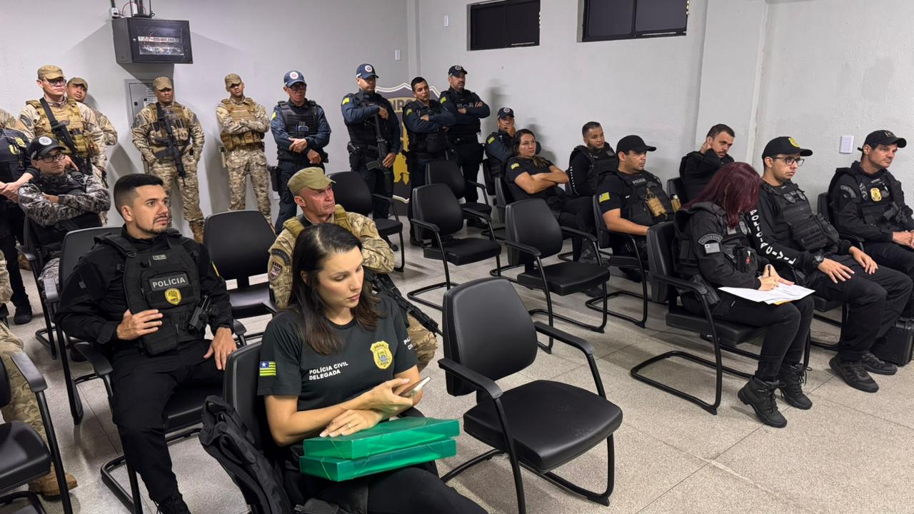 SSP cumpre mandados contra influenciadoras suspeitas de jogos ilegais e bloqueia mais de R$ 2 milhões no litoral do Piauí