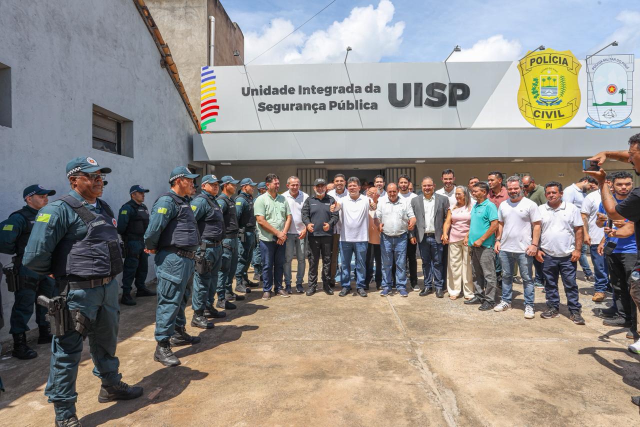 Em Batalha, Rafael Fonteles entrega reforma de unidade integrada de segurança para reforçar atuação policial