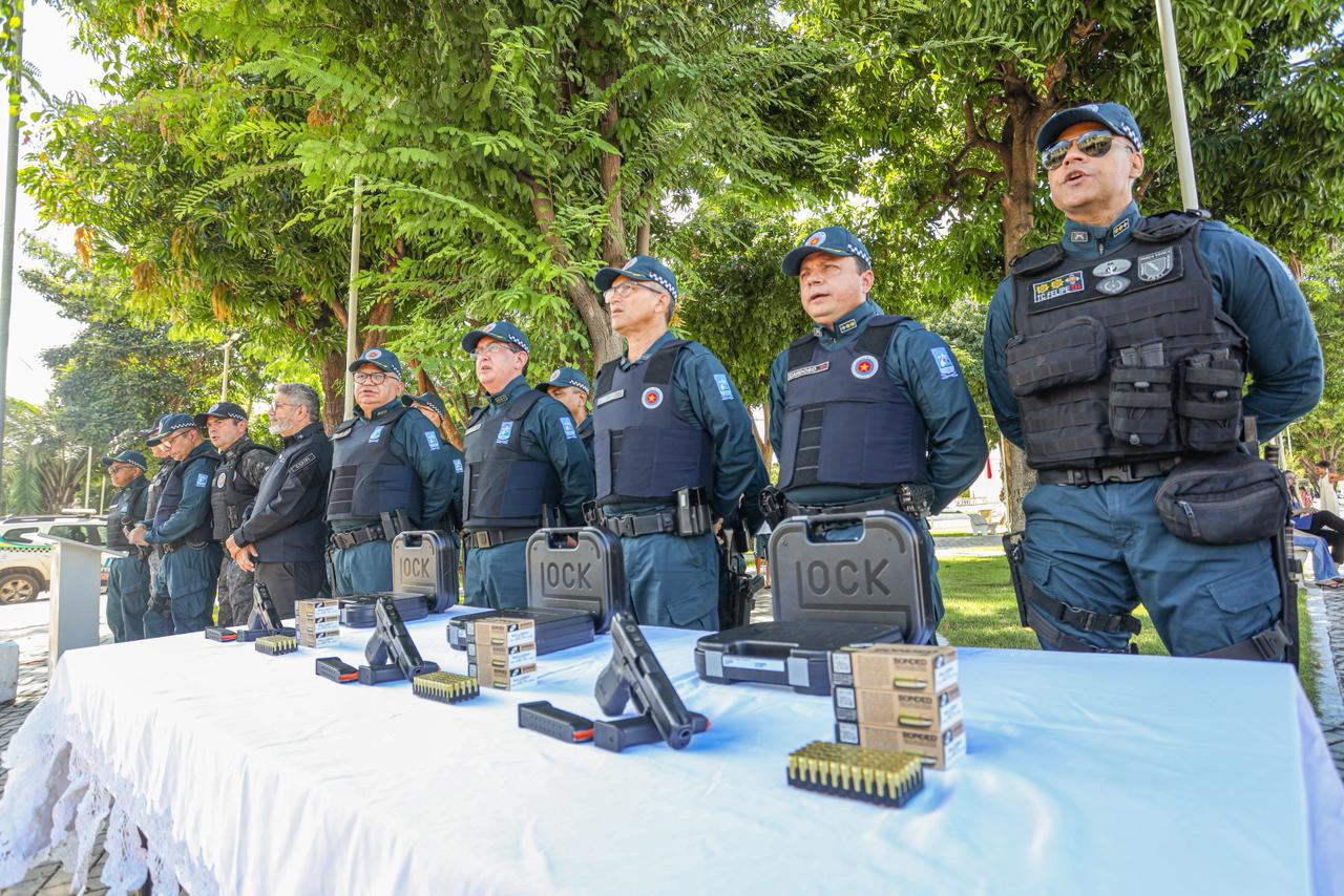 SSP-PI entrega 160 pistolas Glock para reforçar atuação da Polícia Militar em Valença e região