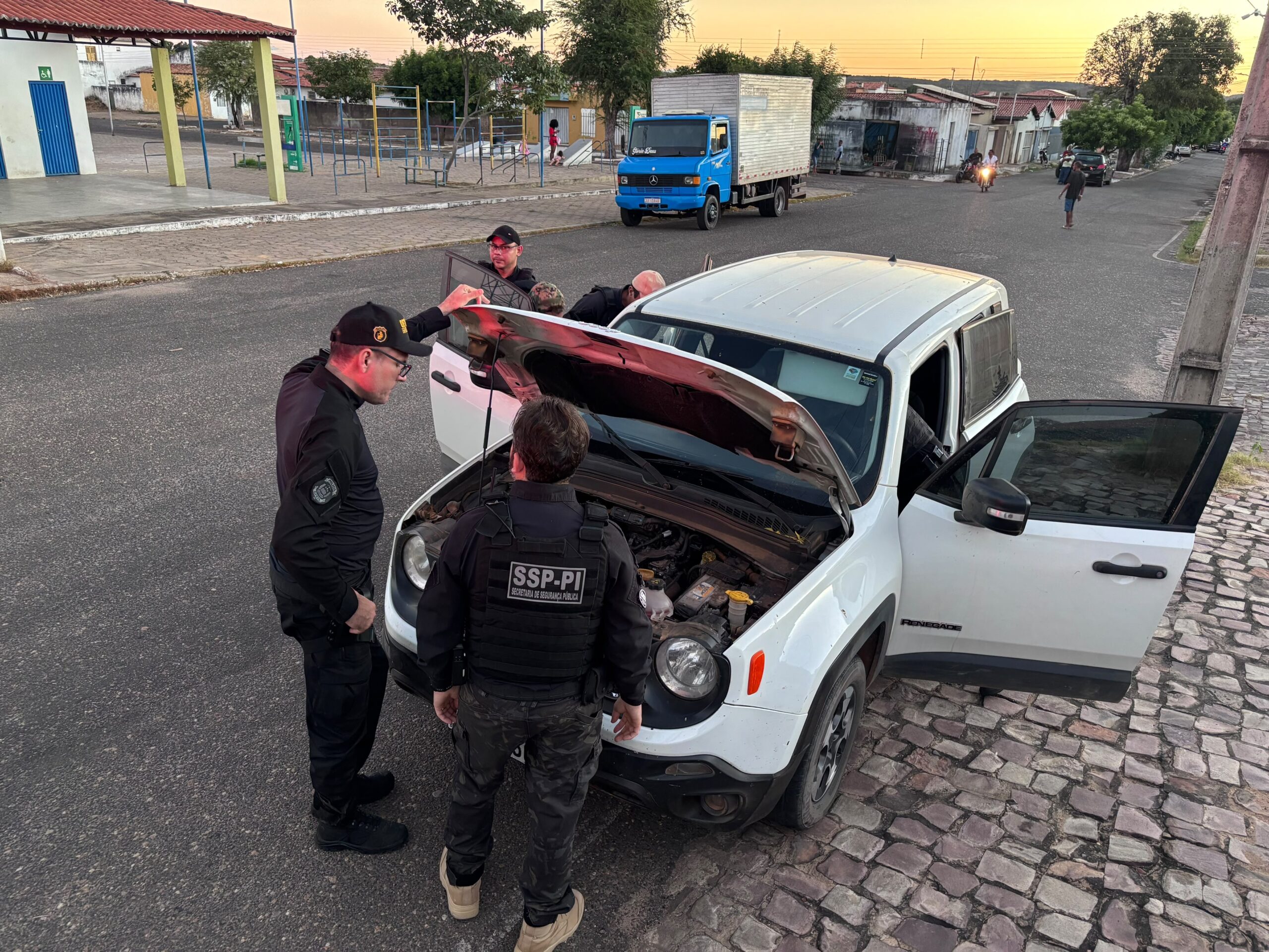 Operação Rota Segura recupera veículos e prende dois homens no Sul do Piauí